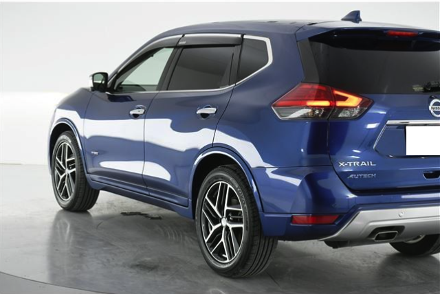 NISSAN X-TRAIL 2019