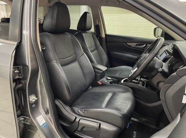 NISSAN X-TRAIL 2018