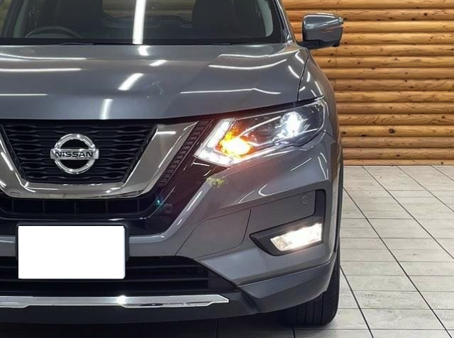 NISSAN X-TRAIL 2018