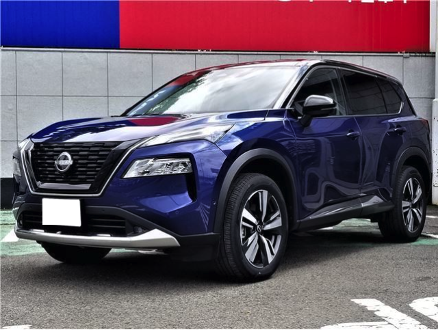 NISSAN X-TRAIL 2023