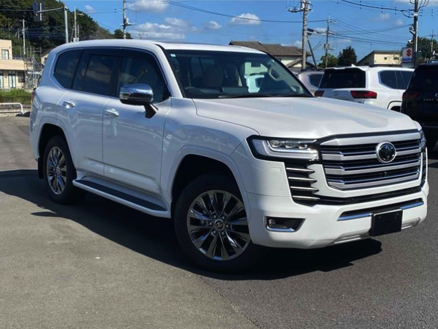 TOYOTA LAND CRUISER 300S ZX (2024)