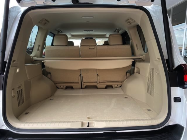 TOYOTA LAND CRUISER 300S ZX (2024)