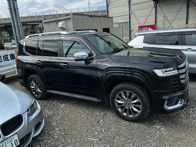 TOYOTA LAND CRUISER 300S ZX (2024)