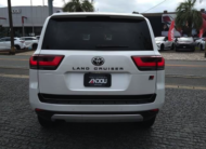 TOYOTA LAND CRUISER 300S GR (2024)