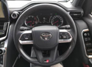 TOYOTA LAND CRUISER 300S GR (2024)