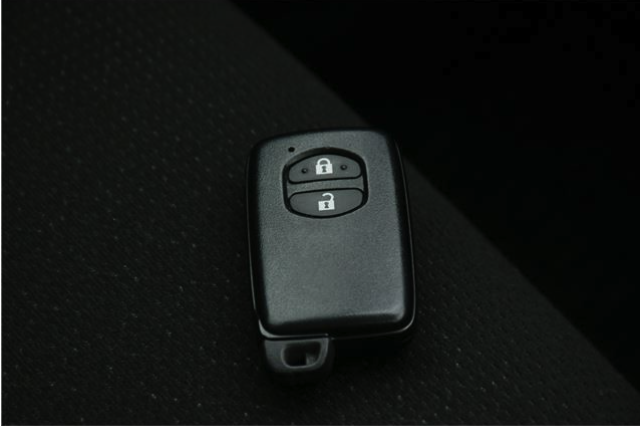 TOYOTA COROLLA FIELDER 2023