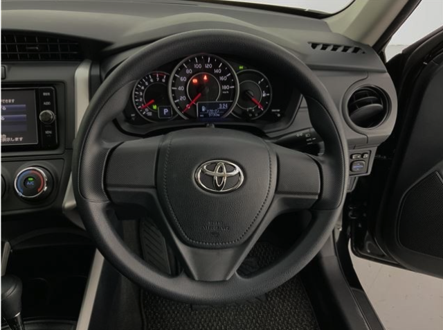 TOYOTA COROLLA FIELDER 2023