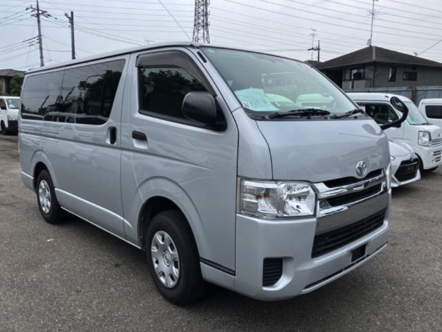 TOYOTA HIACE 2017 DX
