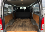 TOYOTA HIACE 2017 DX