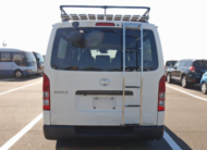 TOYOTA HIACE 2018 DX