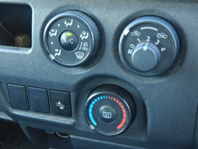 TOYOTA HIACE 2018 DX
