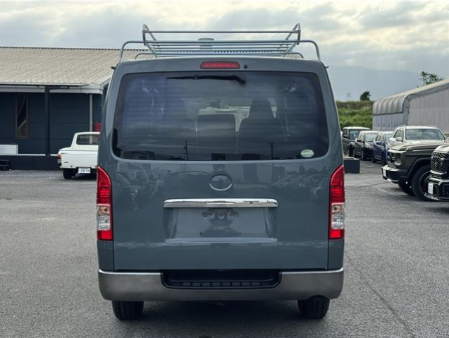 TOYOTA HIACE 2016 GL