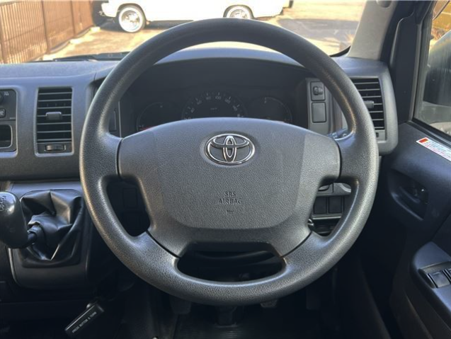 TOYOTA HIACE 2016 GL