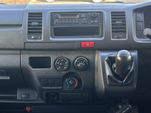 TOYOTA HIACE 2016 GL
