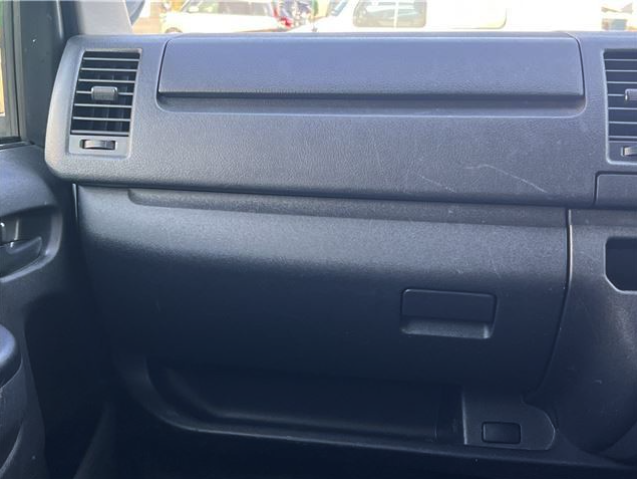 TOYOTA HIACE 2016 GL