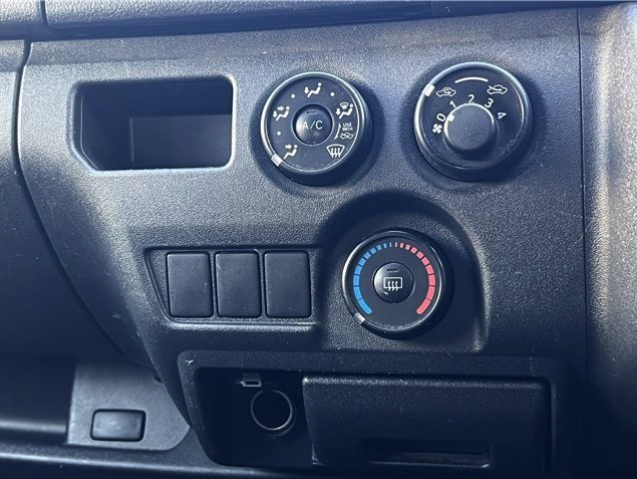 TOYOTA HIACE 2016 GL
