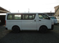 TOYOTA HIACE 2017 DX