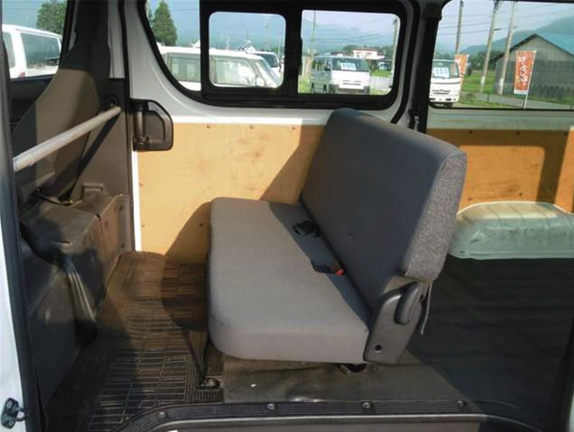 TOYOTA HIACE 2017 DX