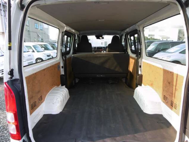 TOYOTA HIACE 2017 DX