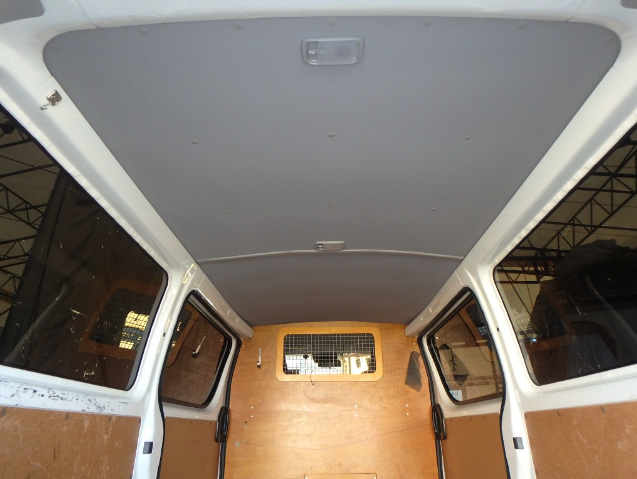 TOYOTA HIACE 2020 DX