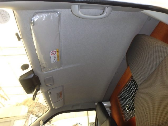 TOYOTA HIACE 2020 DX