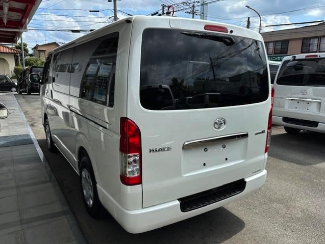 TOYOTA HIACE 2017 GL