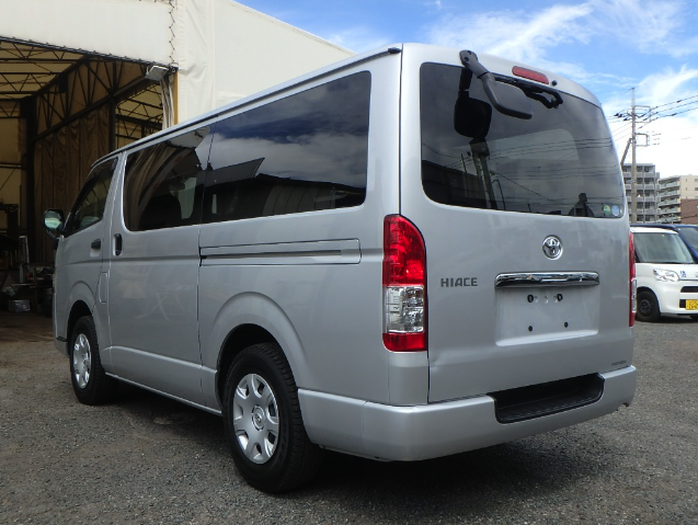 TOYOTA HIACE 2018 GL