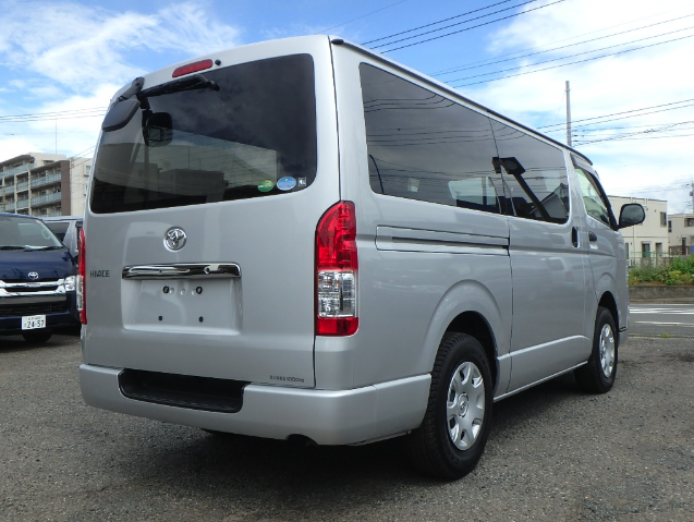 TOYOTA HIACE 2018 GL