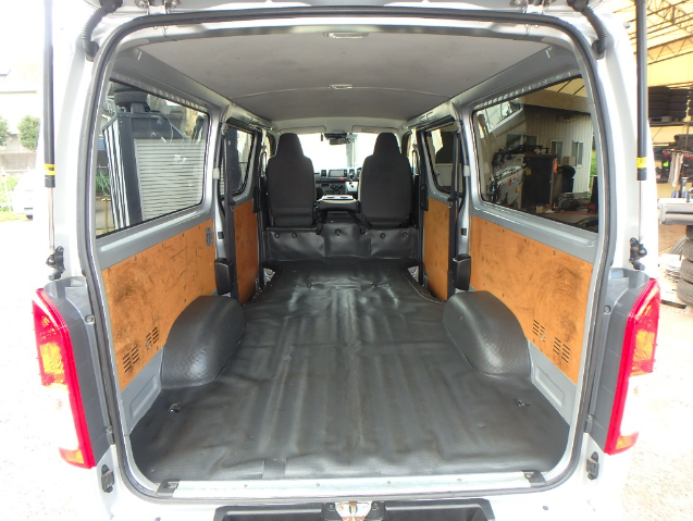 TOYOTA HIACE 2018 GL