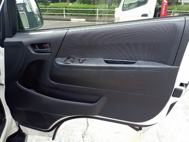 TOYOTA HIACE 2016 REFRIGERATOR VAN