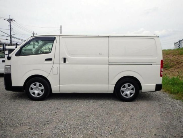 TOYOTA HIACE 2018 FREEZER VAN