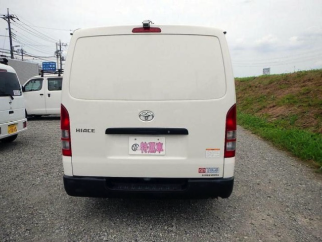 TOYOTA HIACE 2018 FREEZER VAN