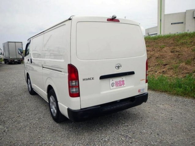 TOYOTA HIACE 2018 FREEZER VAN
