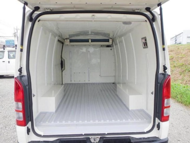 TOYOTA HIACE 2018 FREEZER VAN