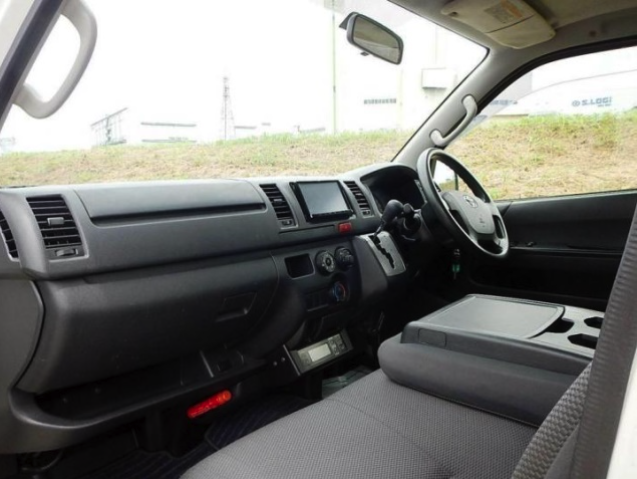 TOYOTA HIACE 2018 FREEZER VAN