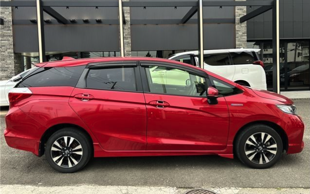 HONDA FIT SHUTTLE 2017