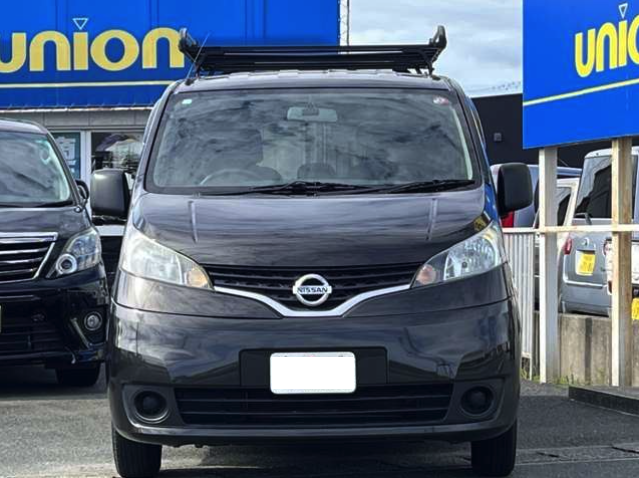 NISSAN NV200 2018