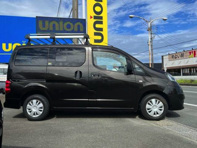 NISSAN NV200 2018